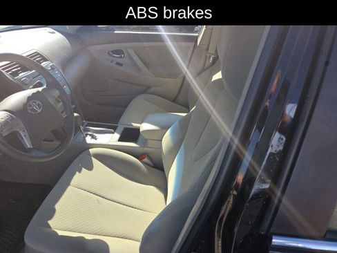 Used 2009 Toyota Camry LE FWD image 7