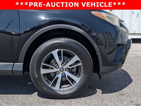 Used 2017 Toyota RAV4 XLE image 10