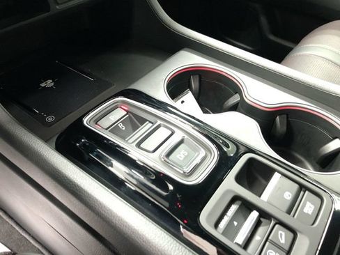 Used 2025 Honda Pilot Black Edition image 26