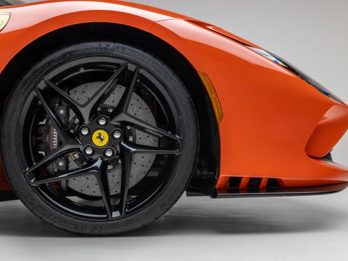 Certified 2022 Ferrari F8 Tributo image 19