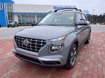 Used 2023 Hyundai Venue SEL