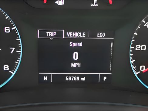Used 2024 Chevrolet Equinox LS FWD image 23