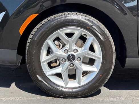 Used 2023 Kia Soul LX w/ Option Group 015 image 31