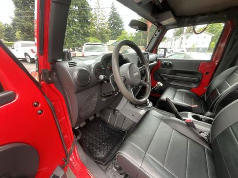 Used 2008 Jeep Wrangler 4WD X w/ S Package image 9