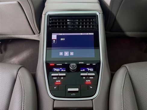 Certified 2023 Porsche Panamera 4 Platinum Edition AWD/4WD image 22