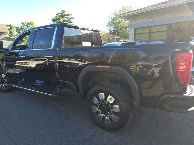 Used 2025 GMC Sierra 2500 Denali w/ Denali Reserve Package AWD/4WD image 25