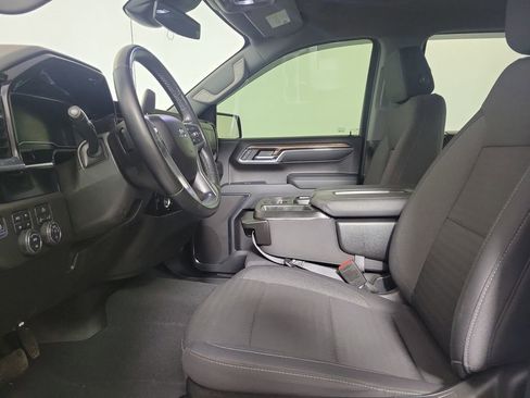 Used 2024 Chevrolet Silverado 1500 RST w/ Z71 Off-Road Package image 12