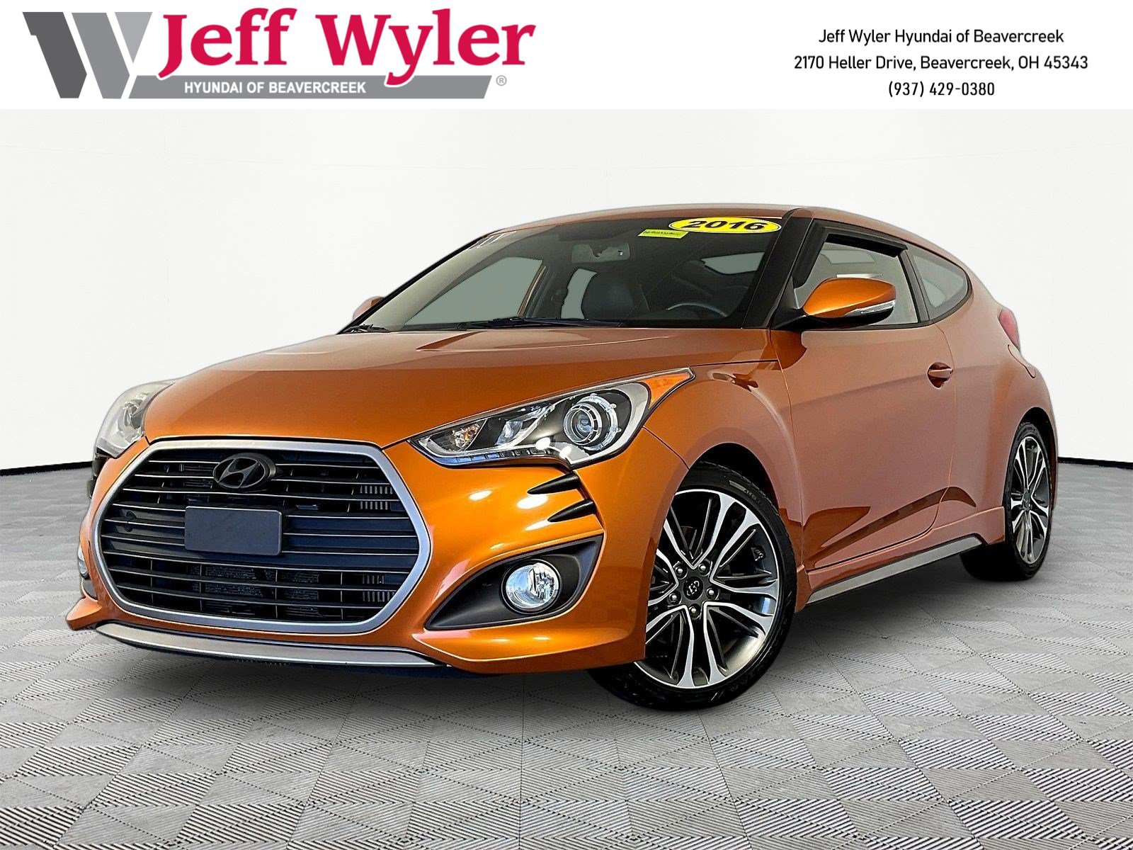 Used 2016 Hyundai Veloster Turbo FWD image 1
