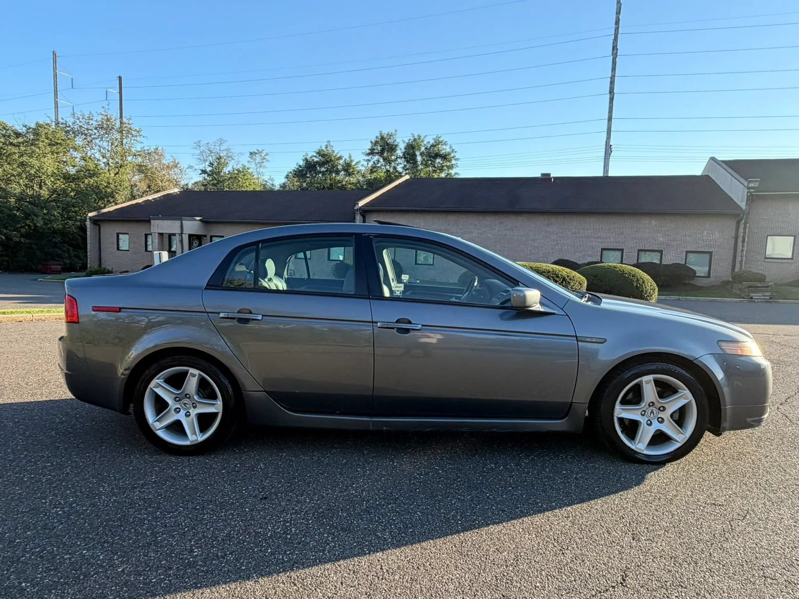 Used 2005 Acura TL FWD image 8