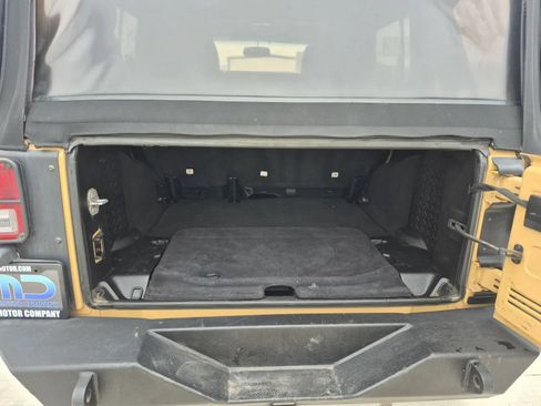 Used 2013 Jeep Wrangler Unlimited Sport AWD/4WD image 16