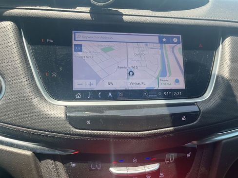 Used 2023 Cadillac XT5 Premium Luxury FWD image 18