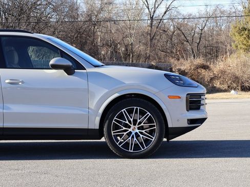 New 2026 Porsche Cayenne image 10