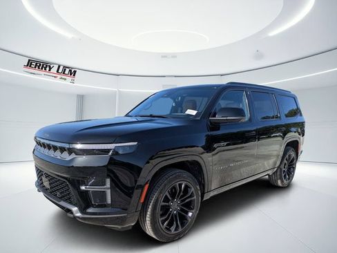 New 2026 Jeep Grand Wagoneer Summit AWD/4WD image 7