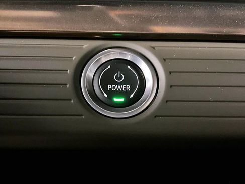 Certified 2025 GMC Hummer EV 2X w/ LPO, Sport Package image 31