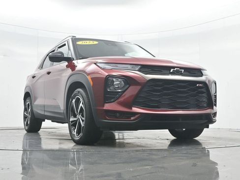 Used 2023 Chevrolet TrailBlazer RS FWD image 35