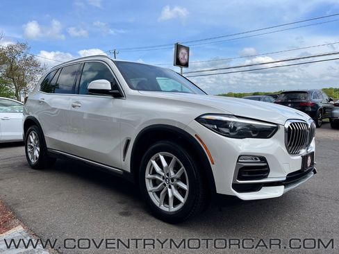 Used 2021 BMW X5 xDrive40i w/ Premium Package image 4