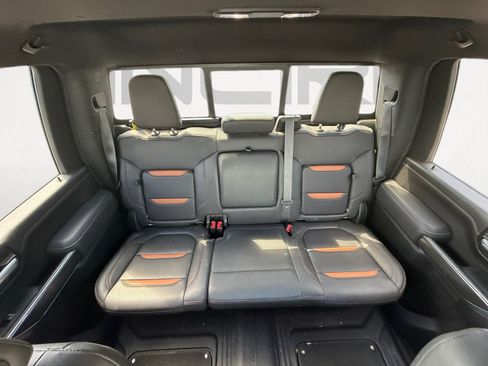 Used 2021 GMC Sierra 2500 AT4 w/ AT4 Preferred Package AWD/4WD image 19