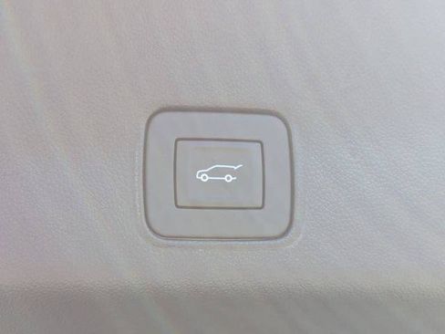 New 2026 Chevrolet TrailBlazer RS w/ Convenience Package FWD image 16
