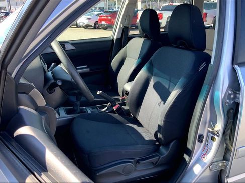 Used 2013 Subaru Forester 2.5X w/ Alloy Wheel Pkg image 7