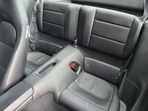 Used 2015 Porsche 911 Carrera 4S image 16