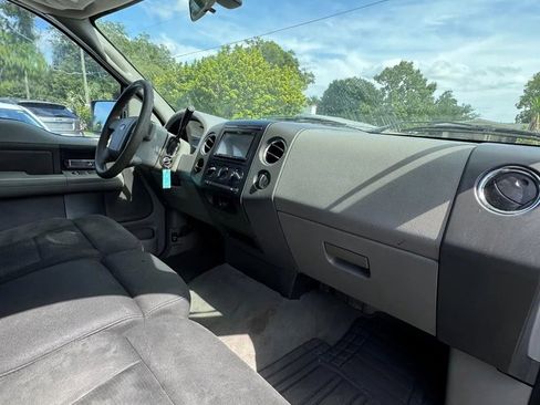 Used 2004 Ford F150 XLT RWD image 9