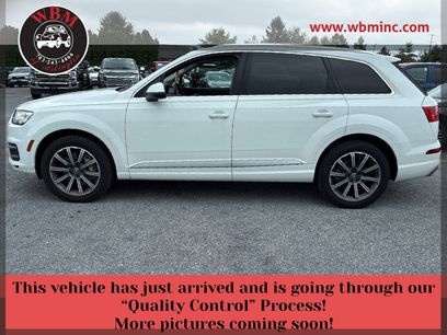 Used 2017 Audi Q7 3.0T Prestige w/ Prestige Package