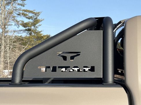 Used 2023 Nissan Titan PRO-4X w/ Off Road Protection Package image 6