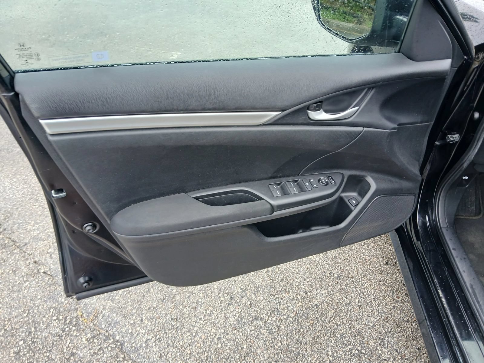 Used 2018 Honda Civic LX image 10