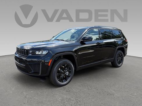 New 2026 Jeep Grand Cherokee L 4WD image 1