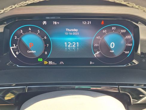 New 2026 Volkswagen Atlas Cross Sport SE image 15