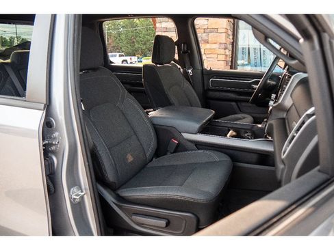 Used 2021 RAM 1500 Big Horn AWD/4WD image 14