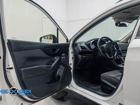 Used 2020 Subaru Crosstrek 2.0i Premium w/ Moonroof Package 2 image 9