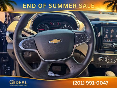 Used 2022 Chevrolet Traverse LS FWD image 21