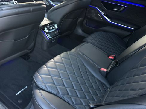 New 2025 Mercedes-Benz S 580 4MATIC Sedan image 9