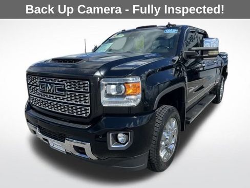 Used 2018 GMC Sierra 2500 Denali image 3
