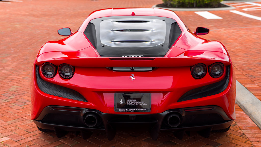 Certified 2021 Ferrari F8 Tributo RWD image 6