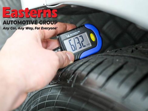 Used 2023 Toyota Camry XLE w/ Navigation Package image 27