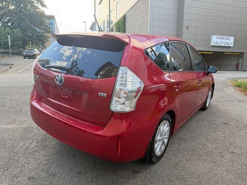 Used 2012 Toyota Prius V Two FWD image 10