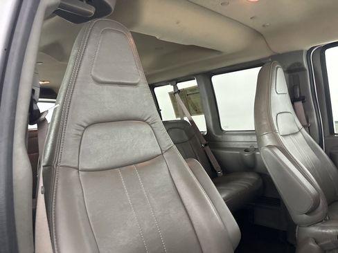 Used 2023 Chevrolet Express 3500 LS image 22