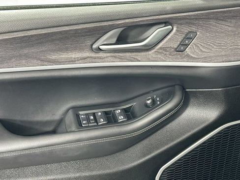 Used 2023 Jeep Grand Cherokee 4WD 4xe image 24