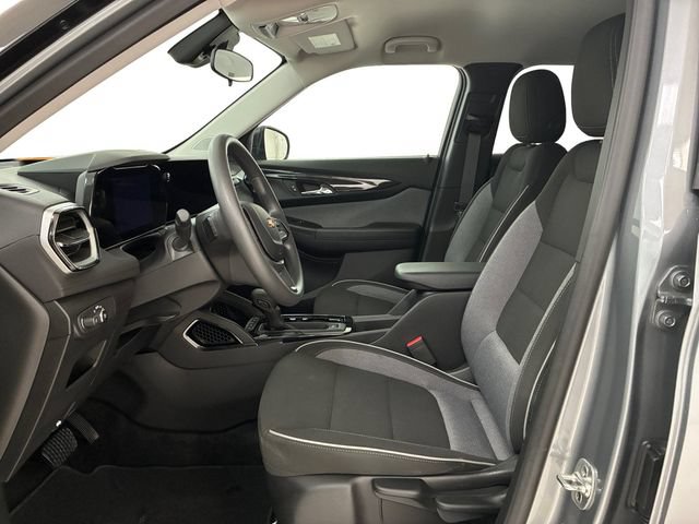 Used 2024 Chevrolet TrailBlazer LS w/ LS Convenience Package FWD image 12