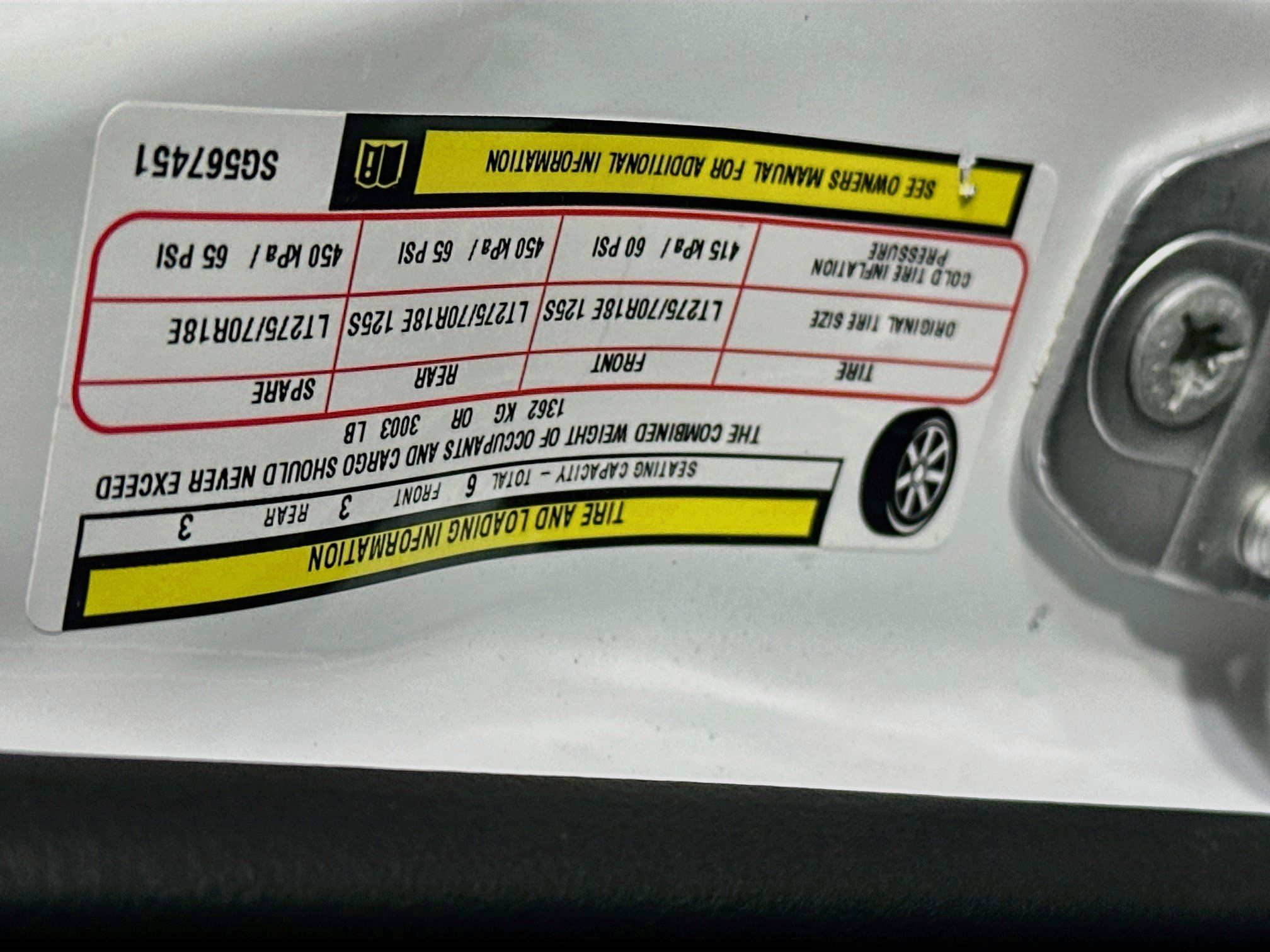 Used 2025 RAM 2500 Big Horn AWD/4WD image 12