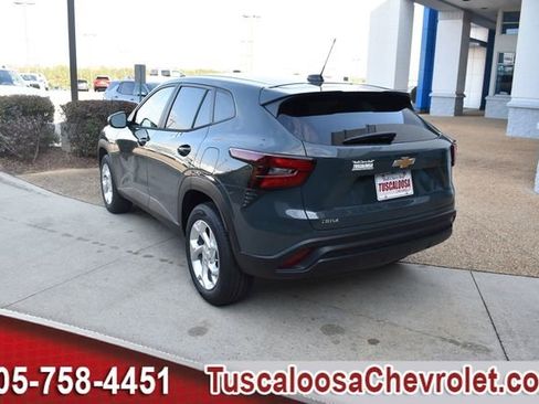 New 2026 Chevrolet Trax LS w/ LS Convenience Package image 7