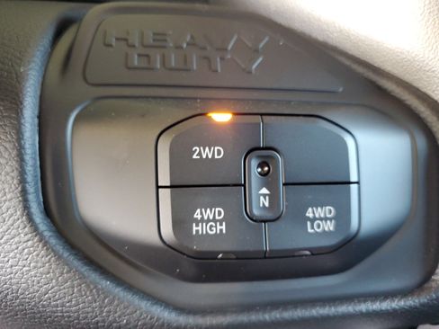 New 2026 RAM 3500 Laramie AWD/4WD image 30