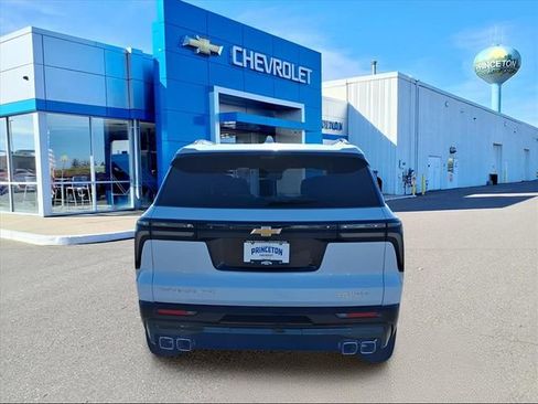 New 2026 Chevrolet Traverse High Country w/ LPO, Floor Liner Package image 4