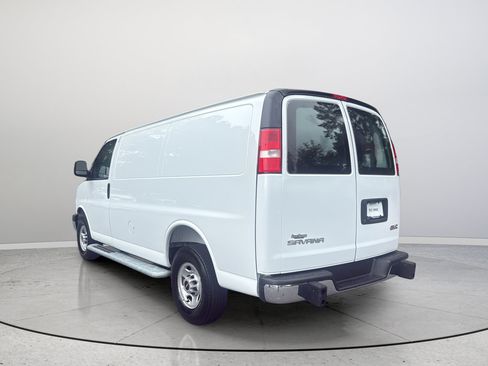 Used 2025 GMC Savana 2500 w/ Driver Convenience Package RWD image 9