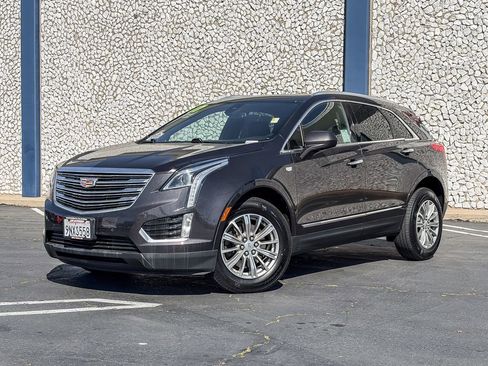 Used 2017 Cadillac XT5 Luxury w/ Driver Awareness Package image 1