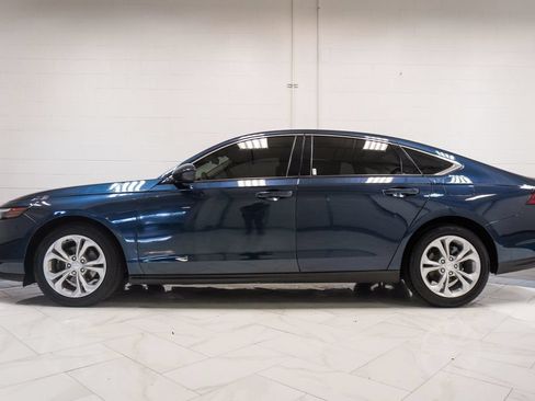Used 2023 Honda Accord EX image 32