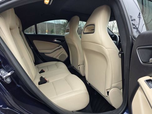 Used 2019 Mercedes-Benz CLA 250 4MATIC image 15