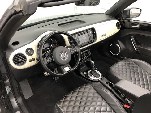Used 2019 Volkswagen Beetle 2.0T Final Edition SEL image 14